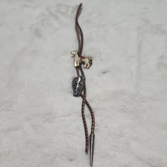 LEATHER  BOLO TIE WITH  SILVER AND 🐎 HORSE  SLIDES. - Picture 1 of 5